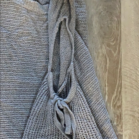 Sweater - Picture 3 of 4